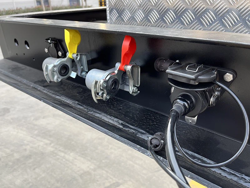 3 axles skeleton semi trailer